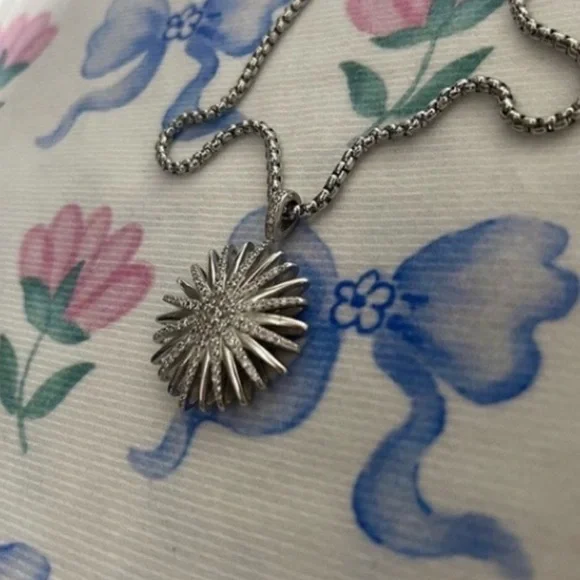 David Yurman Silver Starburst Necklace - Picture 3 of 6